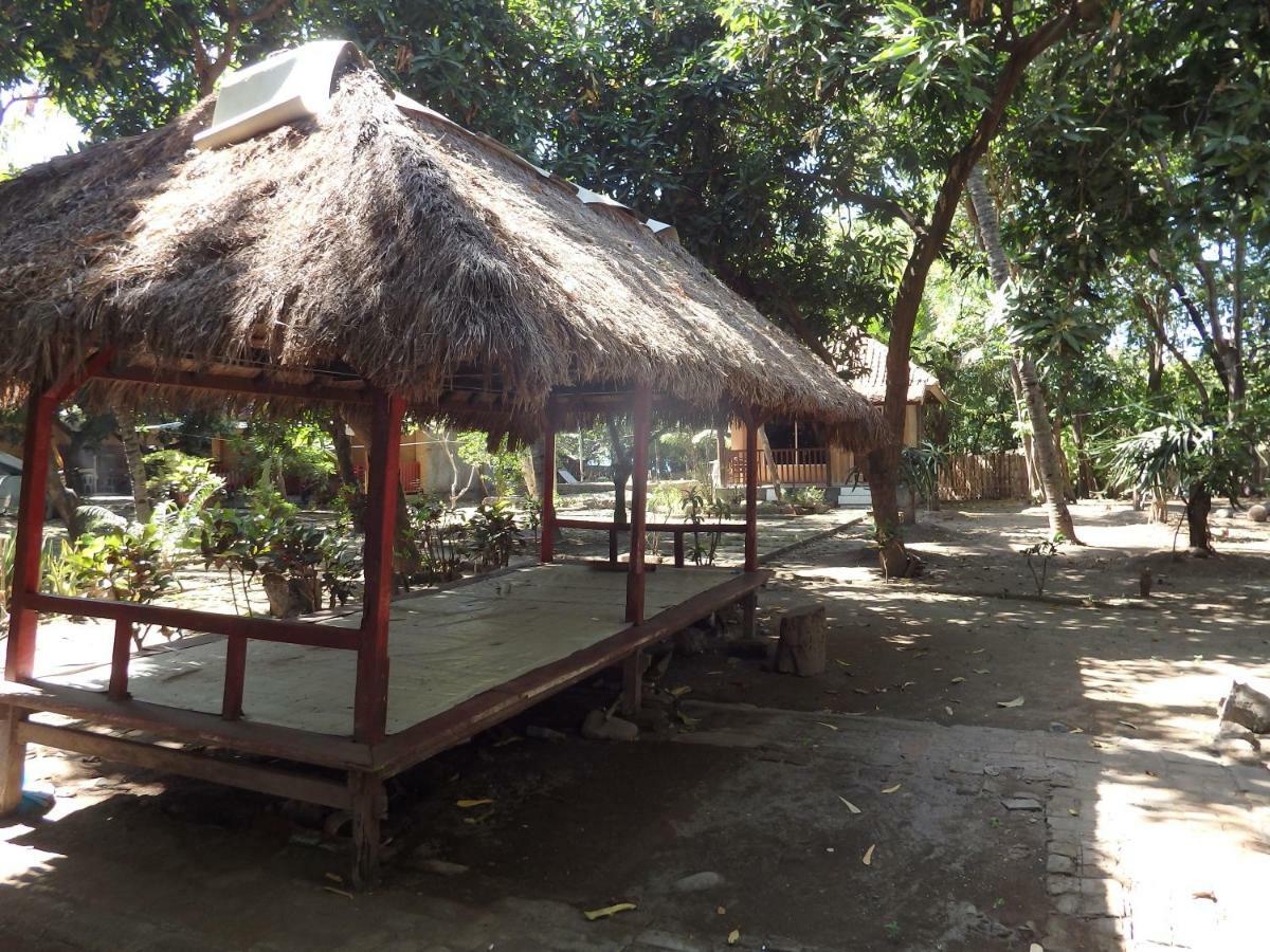 Pondok Wisata Gili Lampu Labuhan Pandan Exterior photo